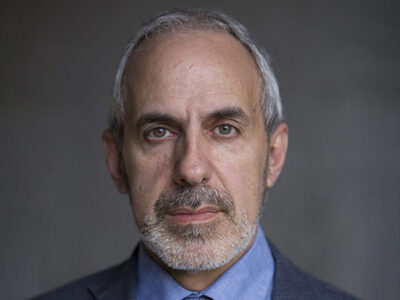 Simon: The moonshot will continue, but the electronic health record industry must step up