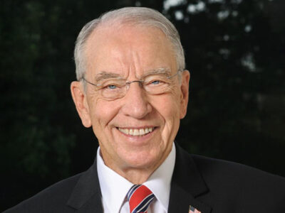 Industry a no-show as Sens. Grassley and Wyden hold hearing on drug pricing