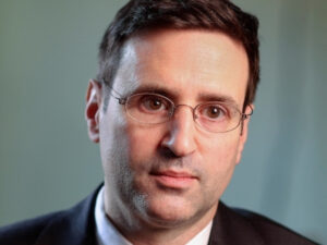 Hinrichs reflects on his move from NCI to Rutgers Cancer Immunology and Metabolism Center of Excellence