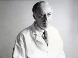 John F. Potter, founder of Georgetown Lombardi Cancer Center, dies at 95