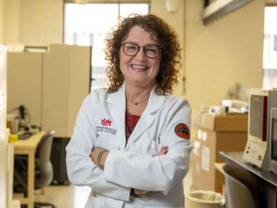 Michelle Ozbun named associate director for basic research at UNMCCC
